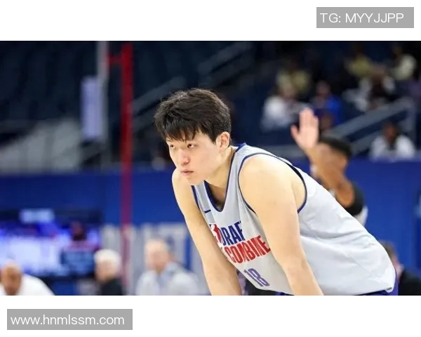 杨瀚森高光时刻回顾ESPN分析师热议他的精彩表现
